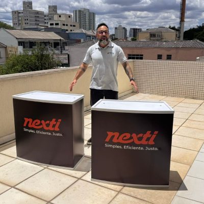 Balcão Promocional em PVC sem Testeira